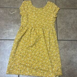 Carters short sleeve summer dress worn once 🩷